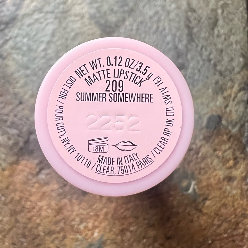 Brand new Kylie matte lipstick ..summer somewhere